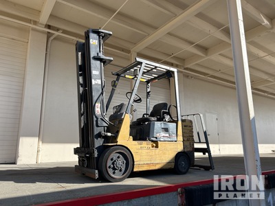 Cat GC25 4050 lb Carrelli Elevatori (Inoperable)