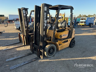 Hyundai HLF25-5 4150 lb フォークリフト