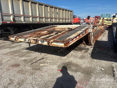 2003 Load King 48 ft Tri/A Folding Neck Trailer