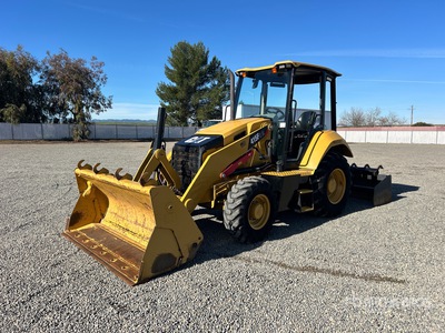 2018 Cat 415F2 IL 4x4 Landscape Loader