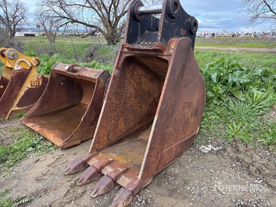 Cat 33 in Digging エクスカベーター用バケット - Fits Cat 323