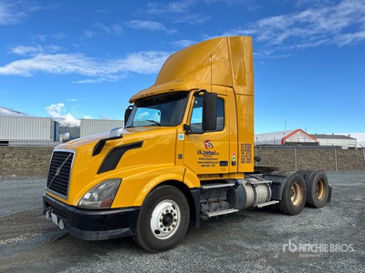 2015 Volvo VNL 6x4 T/A Day Cab Truck Tractor