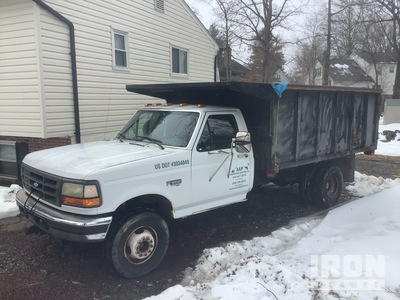 1995 Ford F-450 4x2 S/A Dump Truck