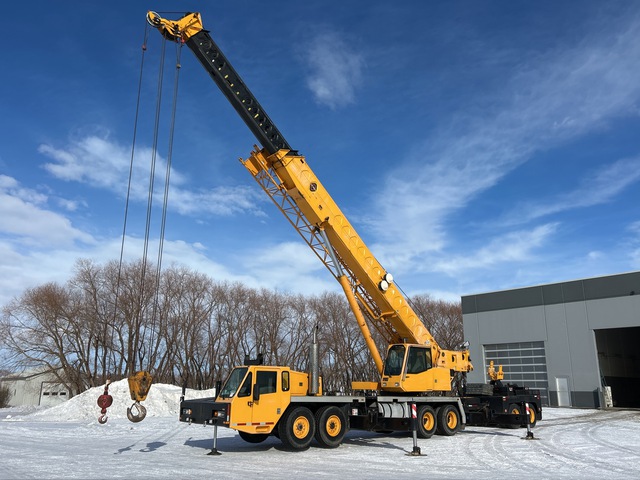 1994 Link-Belt HTC8665 65 ton 8x4x4 Hydraulic Truck Crane