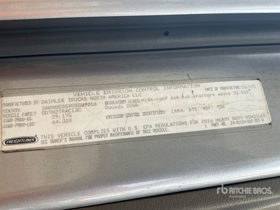 2016 Freightliner Cascadia 125 Tri/A Day Cab Truck Tractor