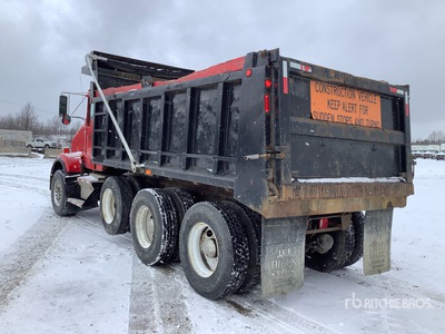2002 Kenworth T800 8x4 Tri/A Dump Truck