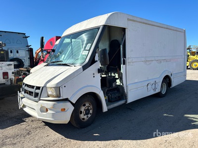 2013 Isuzu NPR 4x2 Step Van (Inoperable)
