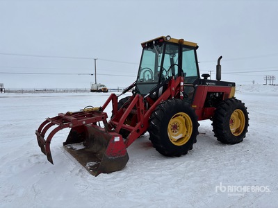 1986 Versatile 276 Traktor mit Rückfahreinrichtung