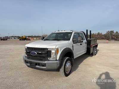 2017 Ford F-550 XL 4x2 Crew Cab Camión Caja Abierta