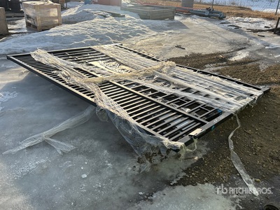 2026 SUNTOP S0720-1 20 ft Wrought Iron Bi-Parting Driveway Gate (Unused)