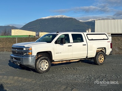 2017 Chevrolet Silverado 3500HD 4x4 Crew Cab Pickup