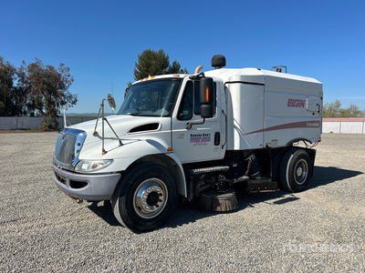2008 Elgin Crosswind on 2008 International 4300 Autocarro spazzatrice