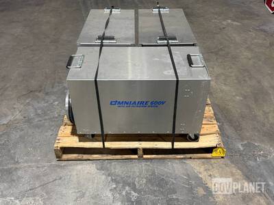 (3) Omniaire 600v Hepa Air Filters