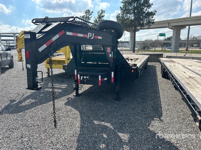 2014 PJ FD402 40 ft T/A Equipment Trailer
