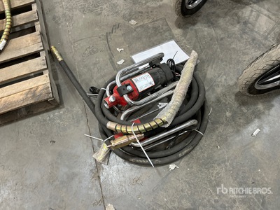 Quantity of (2) 2025 SKLP SK-ZDQ160 コンクリートバイブレーター (Unused)