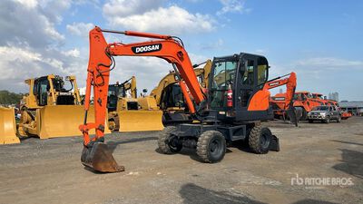 2015 Doosan DX55W Wheel Excavator