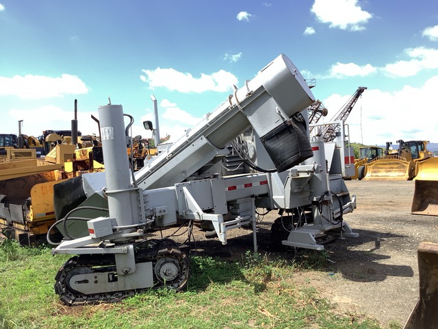 Power Curbers 5700-B Guarnicionadora (INOPERABLE) / Curb & Gutter Machine (Inoperable)