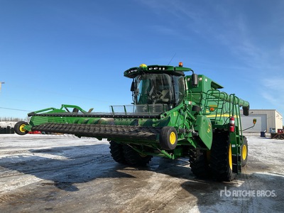2017 John Deere S680 Mietitrebbia