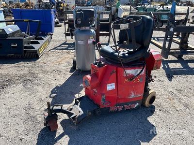 Taylor Bronco Ride-On Floor Scraper