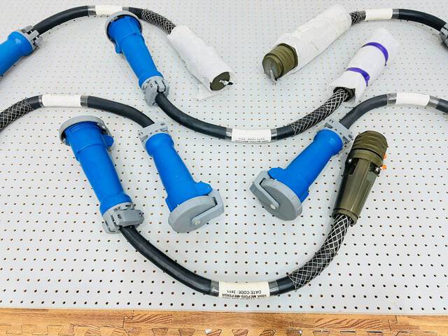 Quantity of (6) 100 AMP MIL TO F/M Hubble Adapters (Unused)