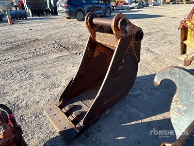 26 in Digging Excavator Bucket