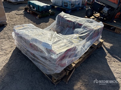 Quantity of (8) 20 ton Air/Hyd Bottle Jack