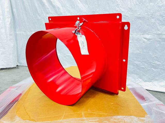 Quantity of (4) 20 in Duct Adapters w/ Clamps (Unused)