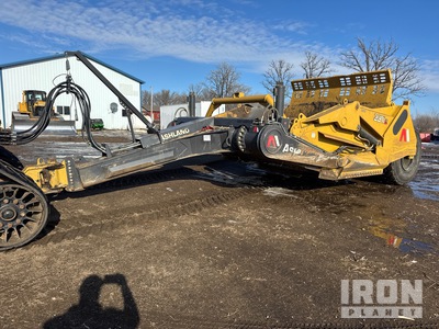 Ashland 2311E 4 Tire Hydraulic Pull Scraper