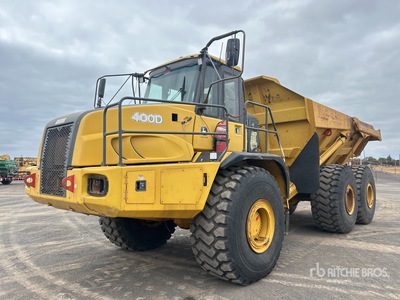 2005 John Deere 400D Articulated Dump Truck