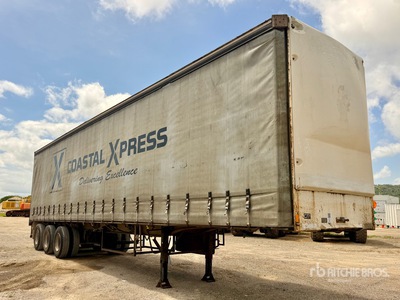 2002 Vawdrey 13.4 m Tri/A Tautliner Trailer