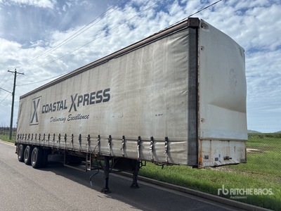 2002 Vawdrey 13.4 m Tri/A Curtain Side Trailer