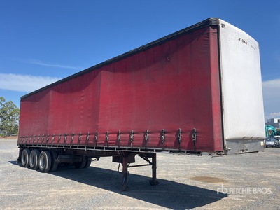 2000 MaxiTrans 13.2 m Tri/A Tautliner Trailer