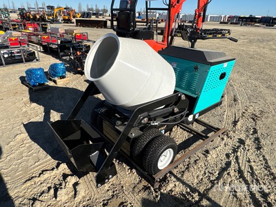 2026 SKLP SL-MT800 Stand-On Wheeled Mini Mixer Truck Mini dumper cingolato (Unused)