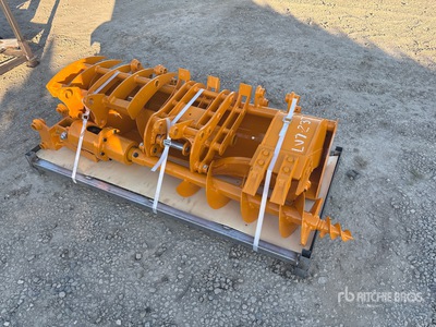 Quantity of (8) 2026 GIYI Cat 301 VCA-8 Misc. Excavator Attachments (Unused)