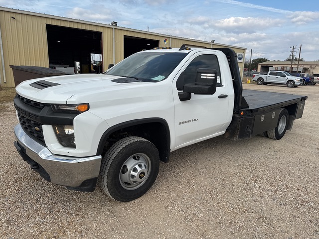 2022 Chevrolet 3500 HD 4x4 Flatbed Truck 2022 Chevrolet 3500 HD 4x4 Flatbed Truck