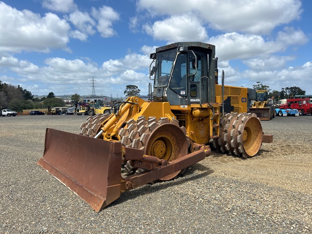 1991 Komatsu WF450T-1 Soil Compactor