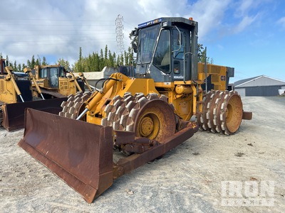 1991 Komatsu WF450T-1 Rad-Planierraupe
