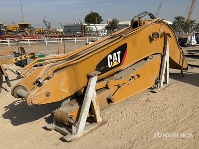 Boom to fit Cat 320D2