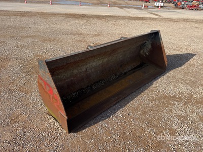 2011 Bobcat 80907-9 2400 mm Godet Bucket