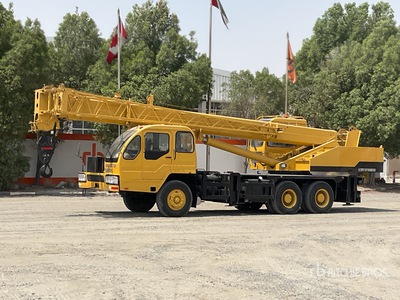 2007 XCMG QY20 20 ton 6x4 Hydraulic Truck Crane