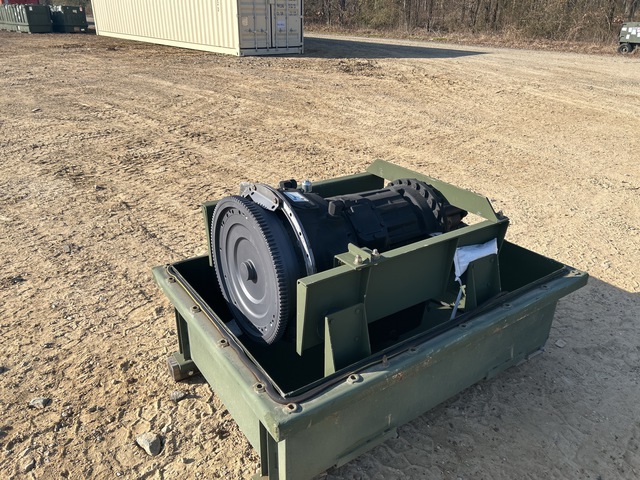 5705738 Transmission w/Container