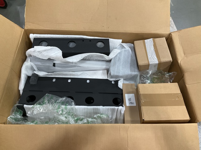 (8) PL17-1-8584-1 HMMWV Shelter Mounting Kits