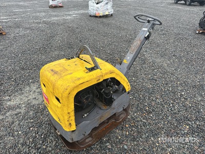 Dynapac LT7000 LG400 Vibratory Plate Compactor