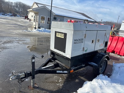 2019 Wacker Neuson G25 T4F 20 kW Mobile 発電機セット (250-749 kw/310-950 kva)