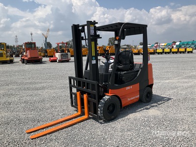 2025 STARVOX CPD-15 3300 lb Montacargas Electrico (Sin Usar) / Chariot Élévateur Électrique (Unused)