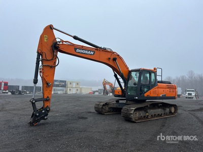 2022 Doosan DX255LC-5 Excavatrice sur chenilles