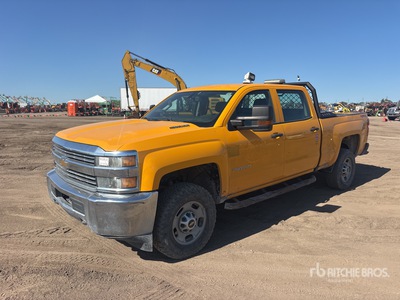 2016 Chevrolet Silverado 2500 HD 4x4 Crew Cab Pickup