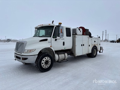 2012 International 4400 4x2 Extended Cab Service Truck