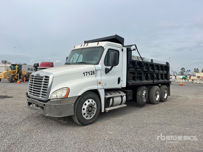 2017 Freightliner Cascadia 125 8x4 Tri/A Camión dumper