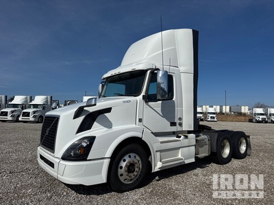 2018 Volvo VNL300 6x4 Day Cab Prime Mover